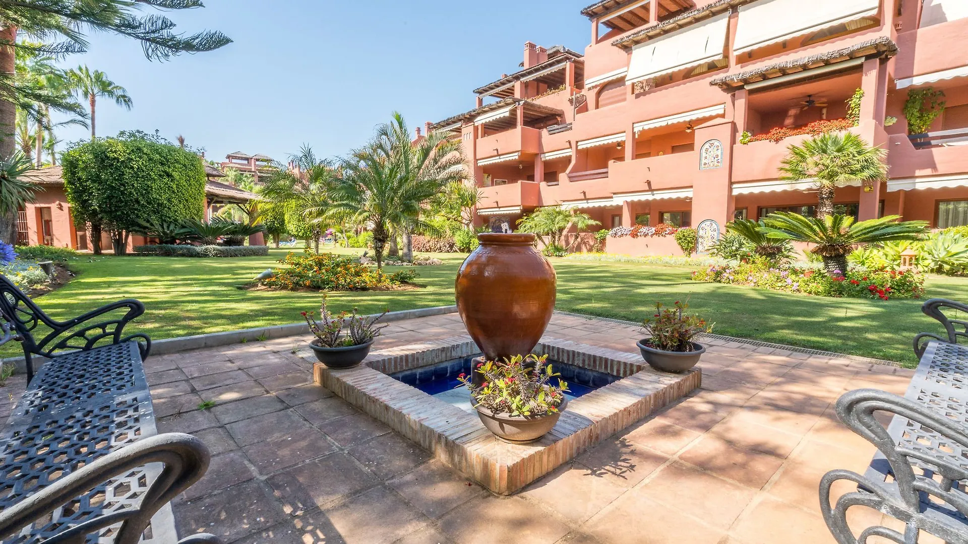 The Grand Oasis Estepona Marbella Apartment
